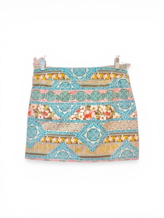 Versona Pants - Versona Floral Geometric Pull On Stretchy Multicolor Skort Preppy Size 12